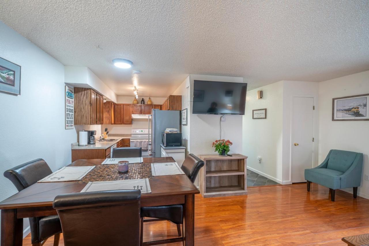 Polar Bear Den Apartment Anchorage Exterior photo